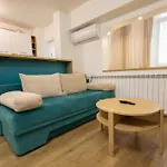 Perla Mall 아파트 *